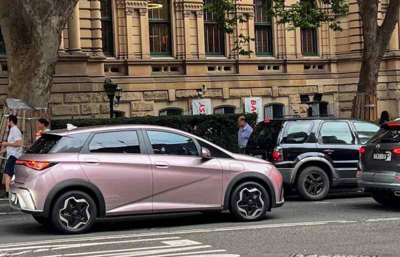 跨越二十八年的漫长等待:为何中国汽车能重塑异国街头的风景? 汽车科技 跨越二十八年的漫长等待:为何中国汽车能重塑异国街头的风景? 汽车科技