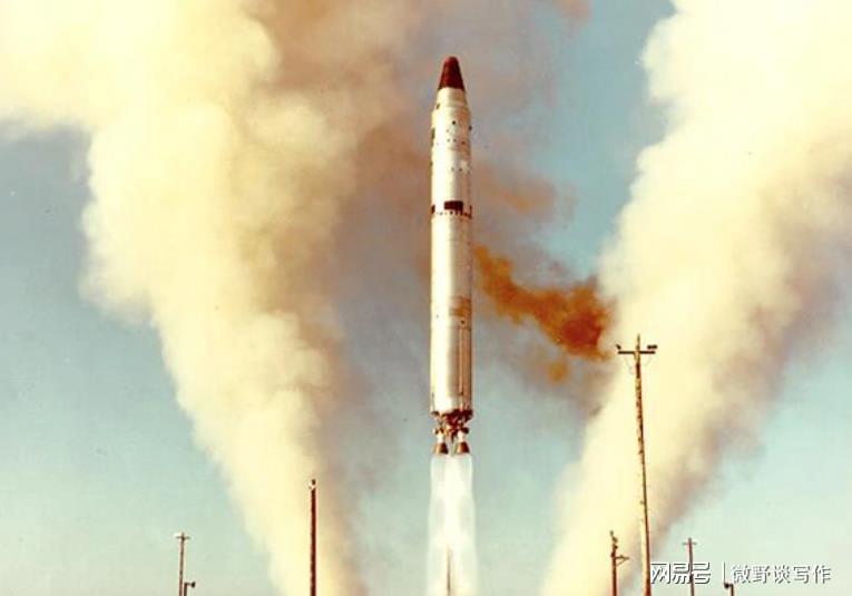  万枚导弹齐发：揭秘苏联军事力量的极限控制方法 新闻 万枚导弹齐发：揭秘苏联军事力量的极限控制方法 新闻 万枚导弹齐发：揭秘苏联军事力量的极限控制方法 新闻