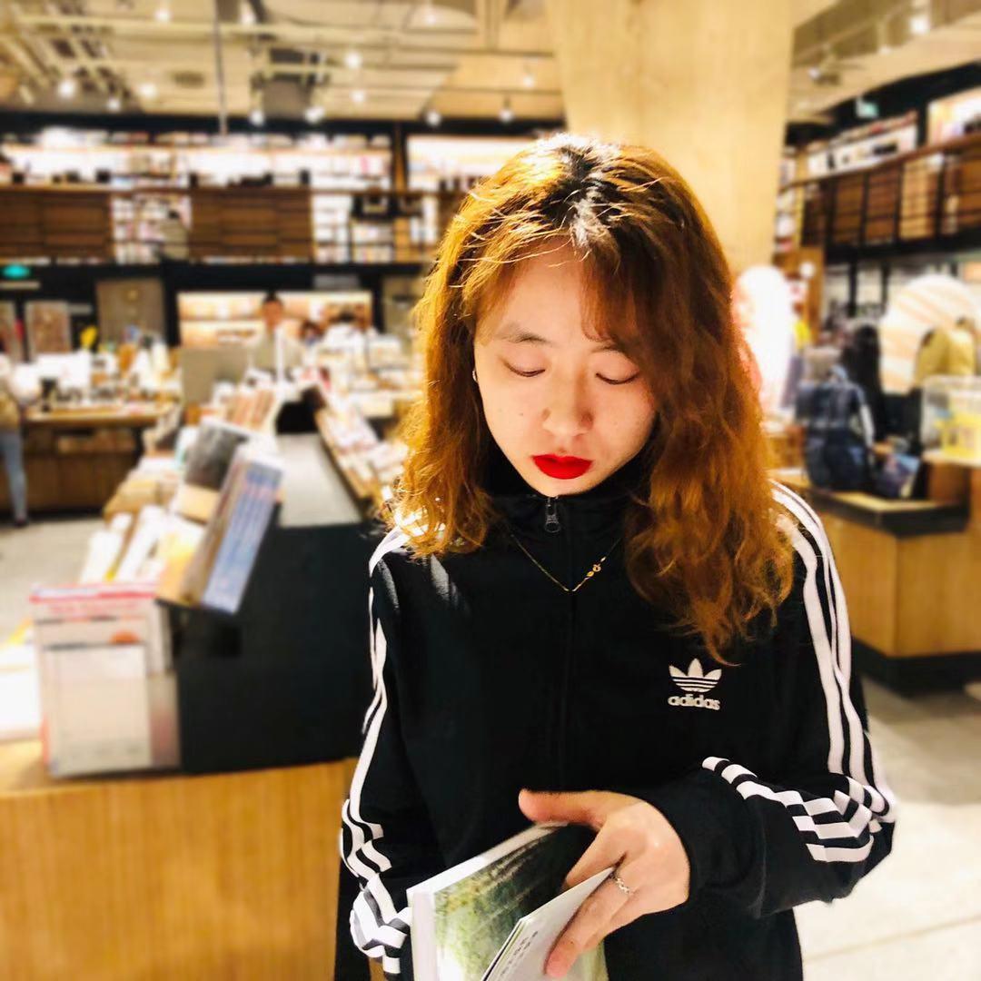  从机器人半马夺冠到液冷服务器涨停：一场技术跃迁背后的估值重构 股票财经